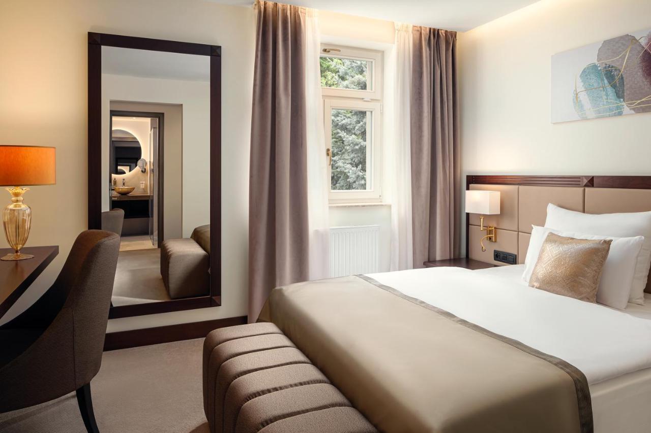 Boutique Hotel Saxonia Karlovy Vary Exterior foto